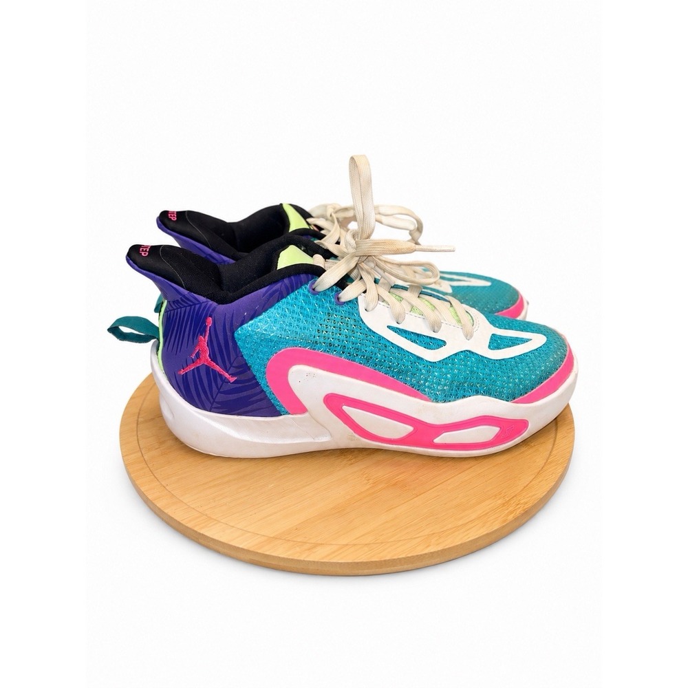Nike Jordan Tatum 1 Basketball Shoes Youth Size 6Y Pink Wave Runner FV0172 400